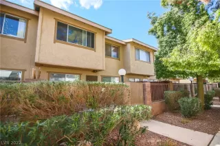 Photo #1: 2373276 Listing