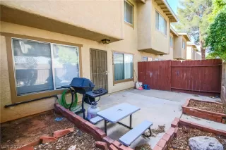 Photo #3: 2373276 Listing