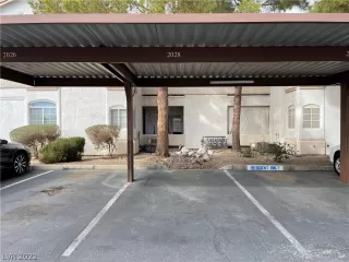 Photo #4: 2373296 Listing