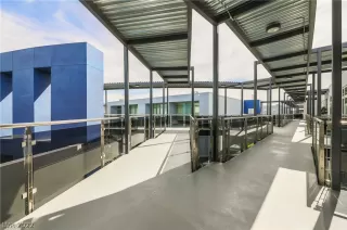 Photo #1: 2373304 Listing