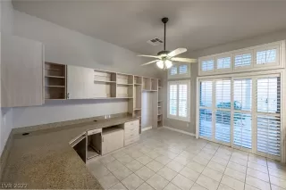 Photo #6: 2373329 Listing