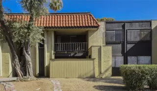 Photo #4: 2373341 Listing 