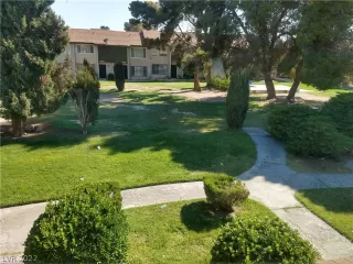 Photo #1: 2373348 Listing 