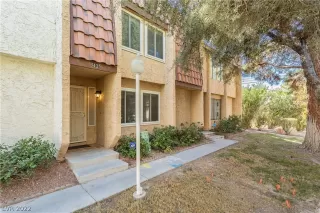 Photo #1: 2373360 Listing