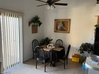 Photo #5: 2373397 Listing