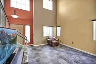 Photo #3: 2373437 Listing