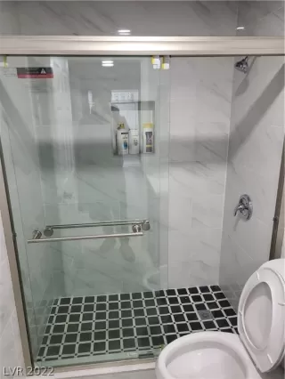 Photo #2: 2373471 Listing