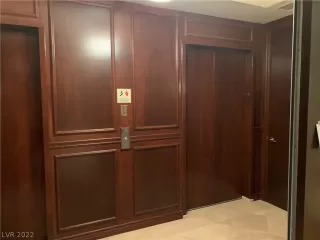 Photo #2: 2373480 Listing