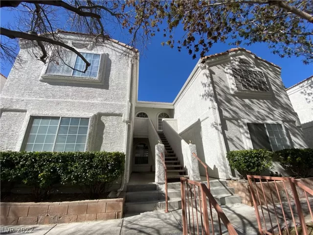 MLS: 2373497 Condo For Sale