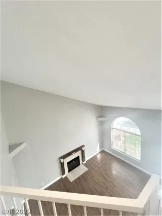 Photo #2: 2373511 Listing 