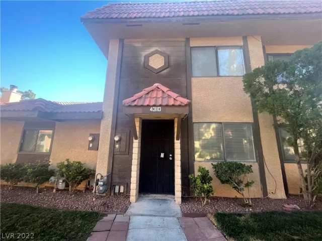 MLS: 2373539 Condo For Sale