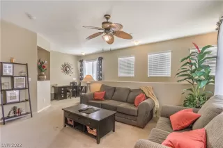 Photo #1: 2373540 Listing