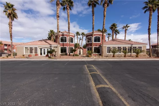 MLS: 2373544 Condo For Sale