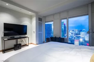 Photo #2: 2373576 Listing 