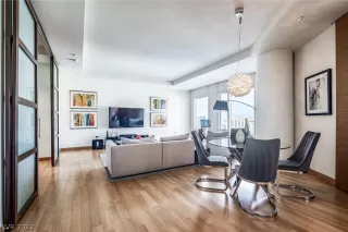 Photo #3: 2373576 Listing 