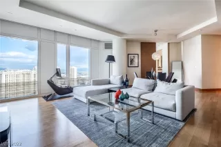 Photo #5: 2373576 Listing 