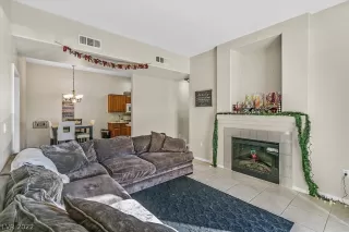 Photo #3: 2373626 Listing 