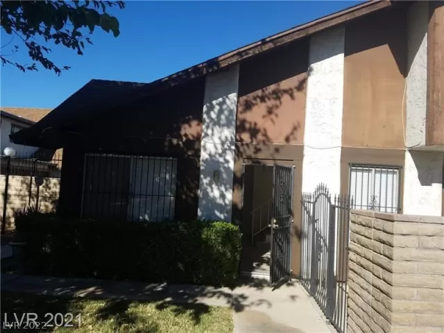 MLS: 2373633 Condo For Sale