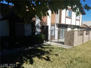 Photo #2: 2373633 Listing 