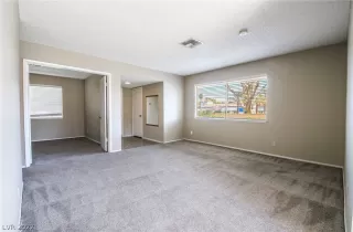 Photo #3: 2373651 Listing 