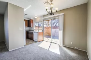 Photo #4: 2373651 Listing 