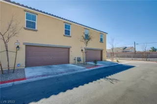 Photo #1: 2373698 Listing 