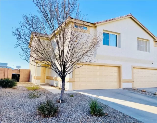 MLS: 2373847 Condo For Sale