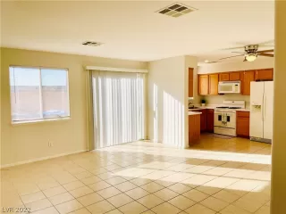 Photo #3: 2373847 Listing 