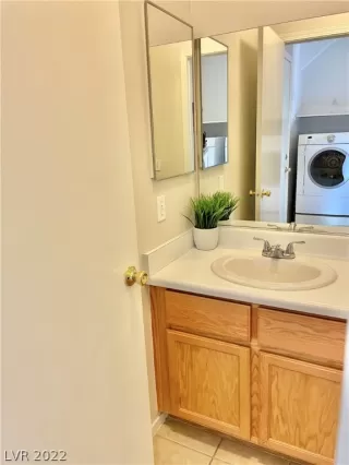 Photo #6: 2373847 Listing 