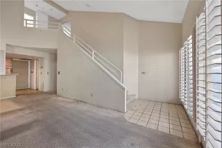 Photo #4: 2373853 Listing