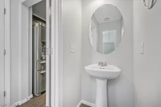 Photo #5: 2373862 Listing 