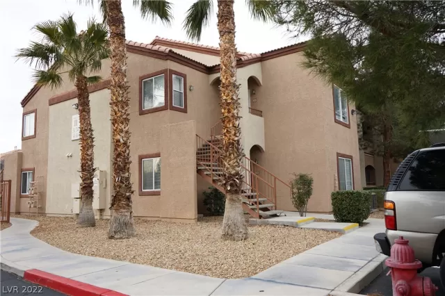 MLS: 2373873 Condo For Sale