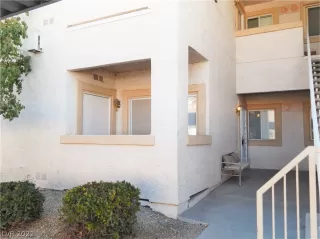 Photo #3: 2373887 Listing 