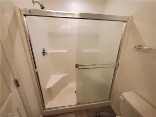 Photo #4: 2373890 Listing 