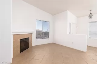 Photo #5: 2373892 Listing