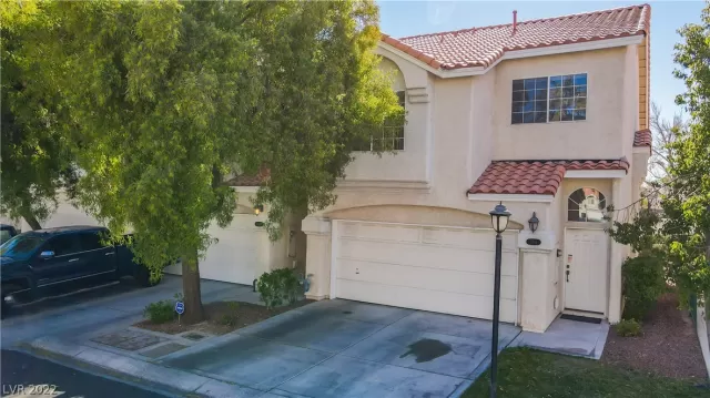 MLS: 2373898 Condo For Sale