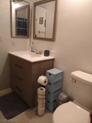 Photo #5: 2373910 Listing 