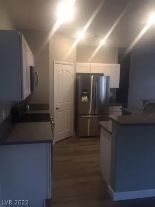 Photo #1: 2373912 Listing