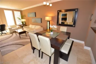 Photo #1: 2373916 Listing