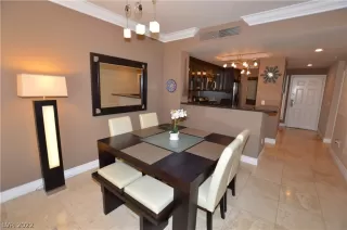 Photo #2: 2373916 Listing