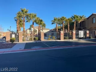 Photo #1: 2373931 Listing