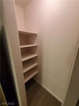 Photo #6: 2373944 Listing 