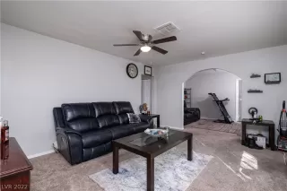 Photo #2: 2373951 Listing 