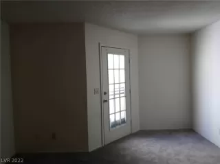 Photo #6: 2373953 Listing 