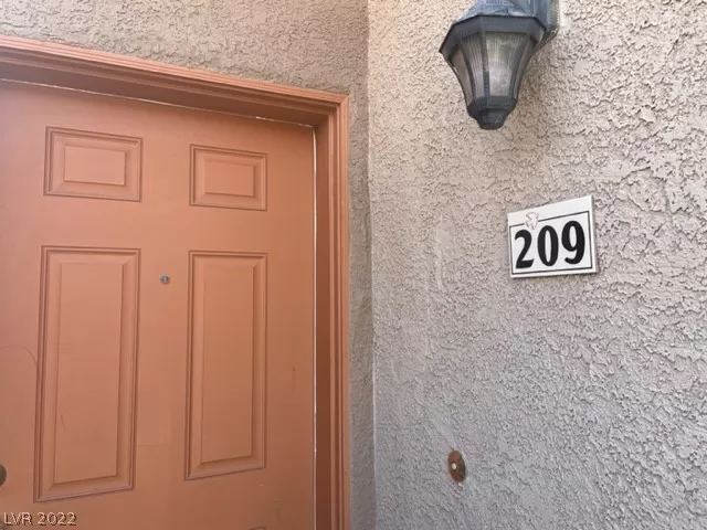 MLS: 2373957 Condo For Sale