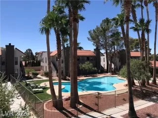 Photo #1: 2374062 Listing