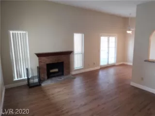 Photo #4: 2374062 Listing