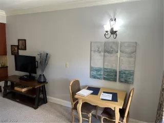 Photo #2: 2374099 Listing 