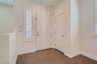 Photo #3: 2374108 Listing 