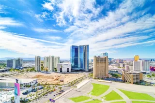 Photo #3: 2374189 Listing 